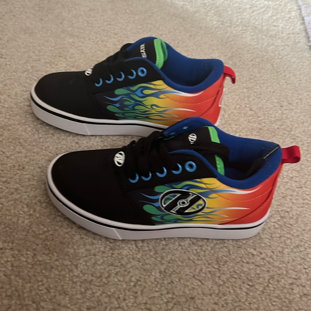 Heelys Flames Skate Shoe